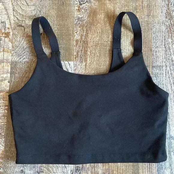 Aerie Offline | The Hugger Recharge Sports Bra - Picture 1 of 4